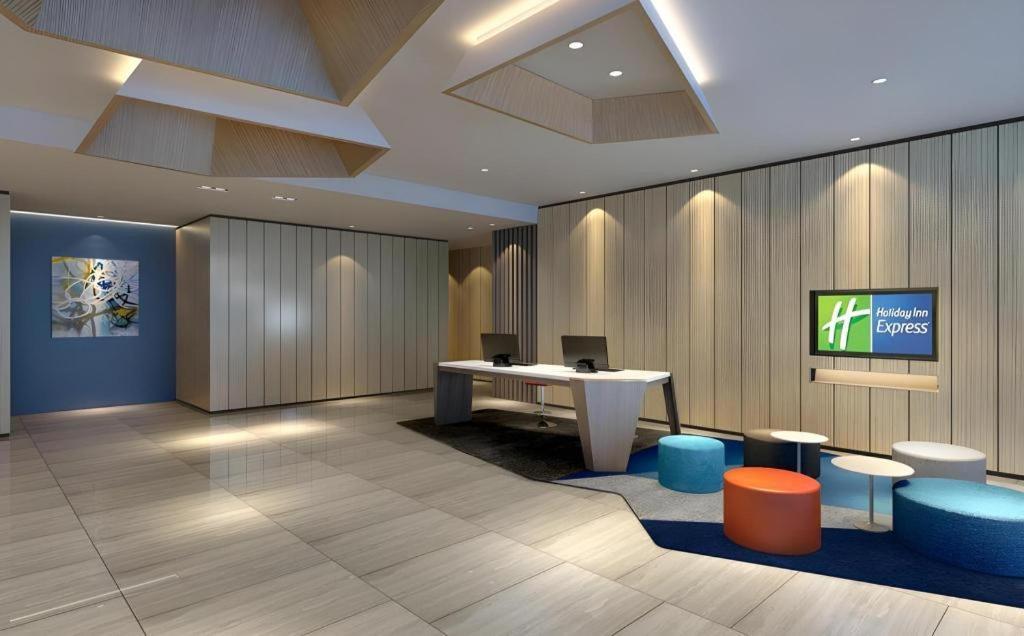 Holiday Inn Express Zhangye By Ihg Εξωτερικό φωτογραφία