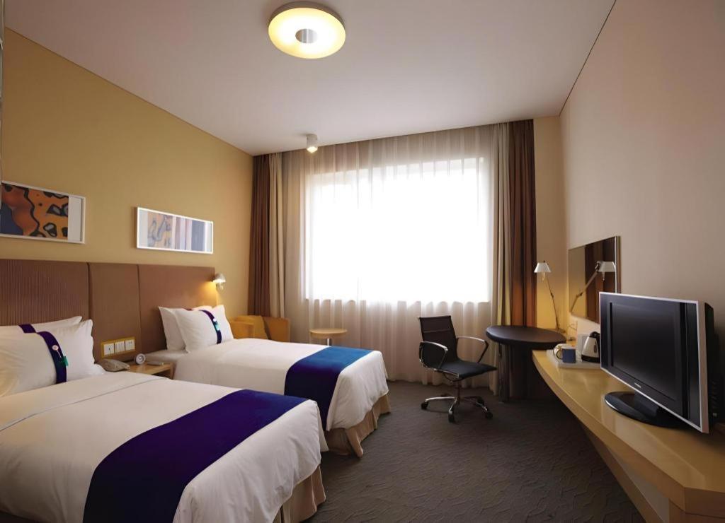 Holiday Inn Express Zhangye By Ihg Εξωτερικό φωτογραφία