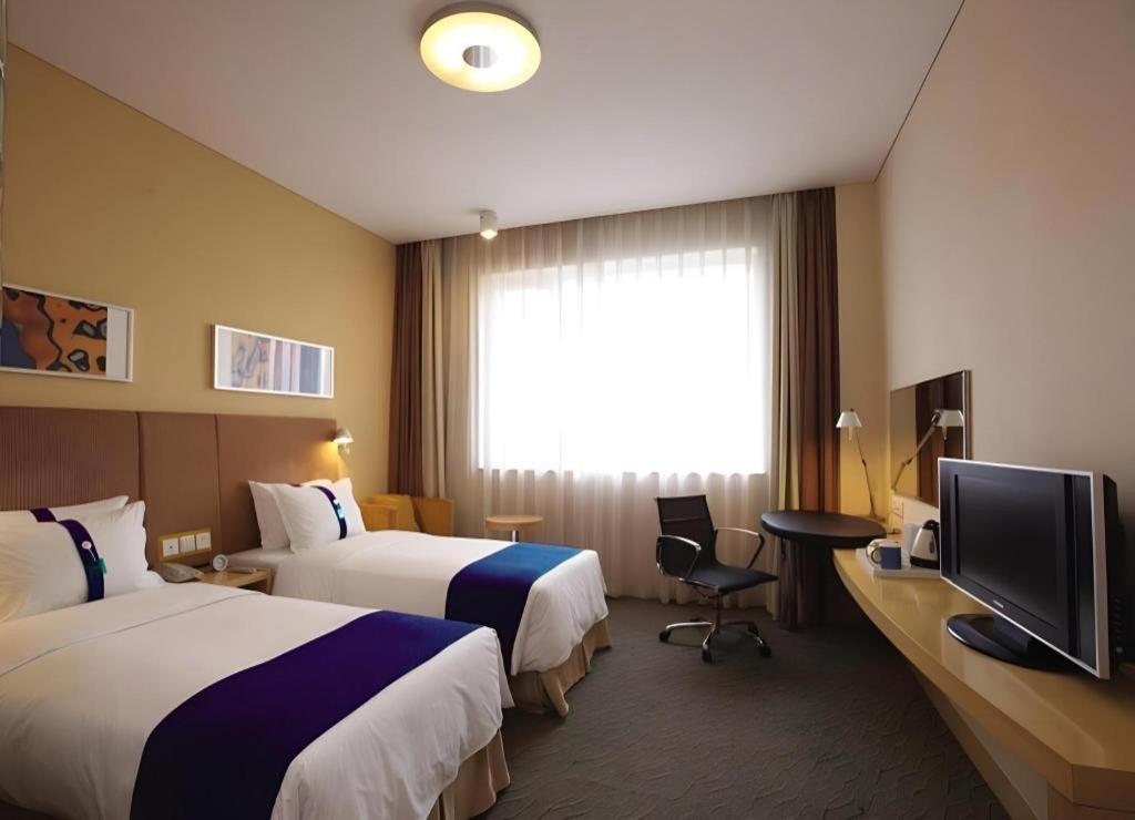 Holiday Inn Express Zhangye By Ihg Εξωτερικό φωτογραφία