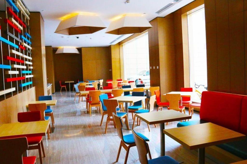 Holiday Inn Express Zhangye By Ihg Εξωτερικό φωτογραφία