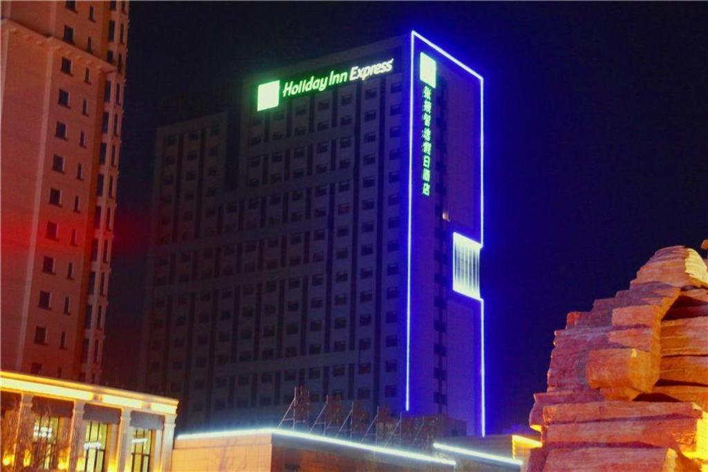 Holiday Inn Express Zhangye By Ihg Εξωτερικό φωτογραφία