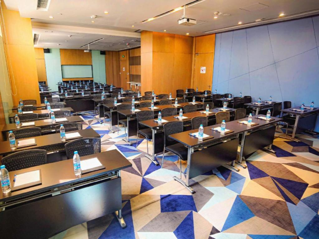 Holiday Inn Express Zhangye By Ihg Εξωτερικό φωτογραφία